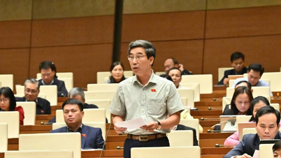 Fortsätta att se över och finslipa den rättsliga grunden för den nationella digitala transformationsprocessen