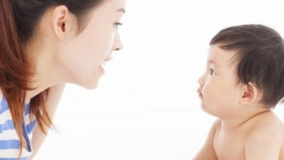 ছোট বাচ্চাদের ধীর বক্তৃতা এবং ধীর ভাষা বিকাশের মধ্যে কীভাবে পার্থক্য করা যায়