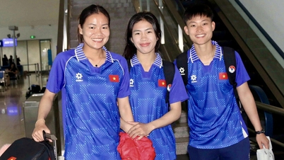 Dậy từ 4h20, tuyển nữ Việt Nam sang Thái Lan dự SEA Games 33