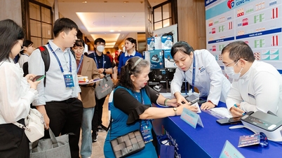 Long Chau og OMRON forbedrer helsen med produkter for blodtrykk og hjerte- og karsykdommer