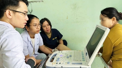 Durante um exame médico gratuito, o médico descobriu uma paciente com gravidez ectópica rompida.