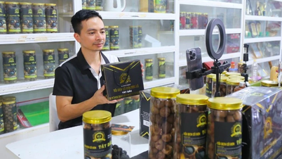 Le jeune homme a été inspiré pour créer une entreprise à partir des produits agricoles de sa ville natale.