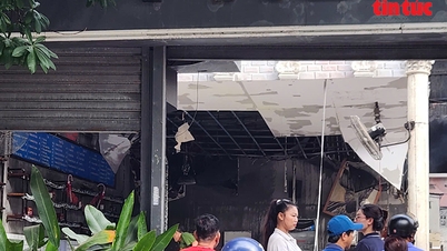 Incêndio em cafeteria na área residencial de Vinh Loc; clientes entraram em pânico e fugiram.