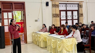 Вручили 75 подарунків інвалідам та сиротам, які опинилися у складних життєвих обставинах