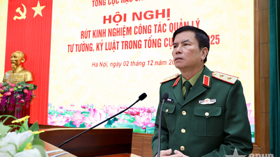 Effectively deploy decentralization in forecasting and managing army ideology