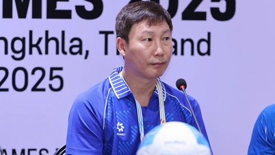 U22 Vietnam: Güneydoğu Asya Oyunları'na ilk kez katılan Koç Kim Sang Sik, kesin bir şekilde söz veriyor