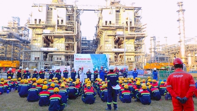 PTSC Quang Ngai acelera el progreso del mantenimiento y la reparación del taller de producción de gas hidrógeno - Refinería y planta petroquímica de Nghi Son
