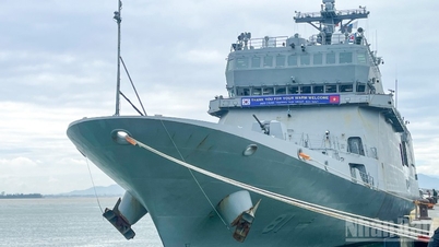 Πλοίο του Ναυτικού της Νότιας Κορέας ελλιμενίζεται στο λιμάνι Τιέν Σα, ξεκινά εθιμοτυπική επίσκεψη στο Ντα Νανγκ