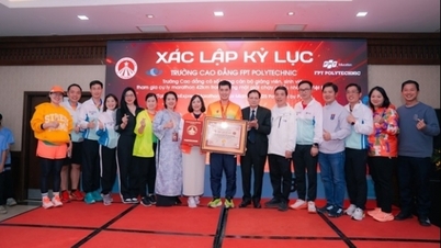 حققت كلية الفنون التطبيقية في جامعة FPT رقمًا قياسيًا في ماراثون VnExpress: صورة ديناميكية للتعليم المهني في فيتنام