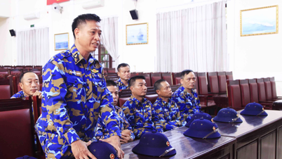 Brigad 162, marinregion 4, tilldelade styrkor för att hjälpa människor att bygga och reparera hus efter översvämningar.