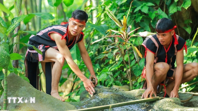 ジャライ省バナ族のユニークな水滴供養の儀式