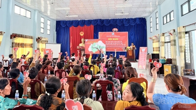 De boodschap van gendergelijkheid verspreiden in het digitale tijdperk