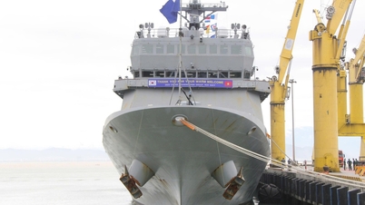 ກຳ​ປັ່ນ Hansando ຂອງ​ກອງທັບ​ເຮືອ ສ.​ເກົາຫຼີ ​ເຂົ້າ​ຈອດ​ຢູ່​ທ່າ​ກຳ​ປັ່ນ Tien Sa, ຢ້ຽມຢາມ​ນະຄອນ ດ່າໜັງ.