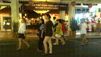 VIDEO: Pěší zóna Ninh Kieu se po znovuotevření „proměnila“