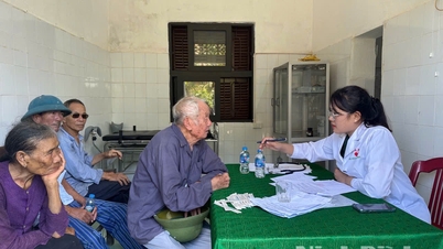 Ninh Binh focuses on comprehensive health care for the elderly