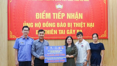 का माऊ चैरिटी पिकलबॉल टूर्नामेंट से बाढ़ पीड़ितों की सहायता के लिए 129 मिलियन VND का दान दिया गया