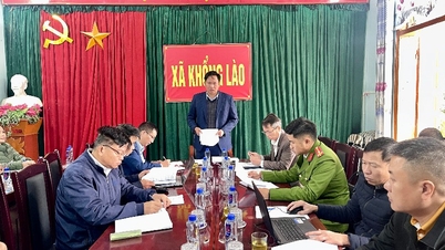 Delegasi Inspeksi dan Supervisi Komite Pengarah Antar Sektoral Keamanan Pangan di Komune dan Kelurahan pada tahun 2025 bekerja sama dengan Komune Khong Lao