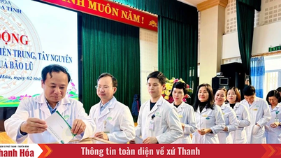 Thanh Hoa Provincial General Hospital launched a campaign to support people in the Central and Central Highlands regions to overcome consequences caused by floods.