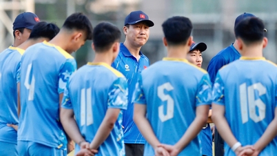 Coach Kim Sang Sik used the strongest lineup of U22 Vietnam to play against Laos?