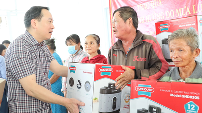 Παροχή πόρων στον λαό