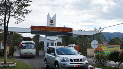 ڈویژن 10 سیلاب سے متاثرہ افراد کے لیے مکانات کی تعمیر کے لیے نکلا۔