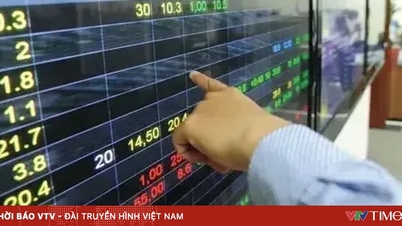 VN-Index chạm lại vùng đỉnh cao nhất trong hơn 6 tuần