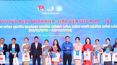 Výměna přátelství mezi vietnamskou a laoskou mládeží a studenty v roce 2025