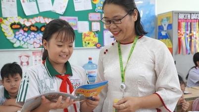 Запропонувати директору кафедри прийняти рішення про проведення більше 2 уроків на тиждень