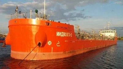 काला सागर में रूसी झंडे वाले तेल टैंकर पर हमला