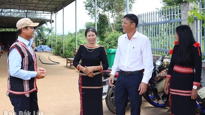 از ارتباطات مردمی تا معیشت پایدار