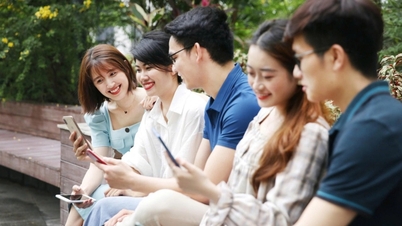 연말 성수기에는 은행 앱과 VNPAY를 이용해 항공권을 예매하는 것이 경제적이다.
