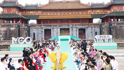 Fashion show in response to National Tourism Year 2025 "Hue - Ancient Capital, New Opportunities"