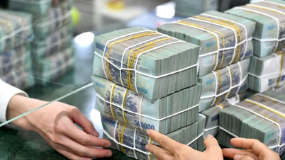 Les banques augmentent simultanément leurs taux d'intérêt en pleine période de production de fin d'année.