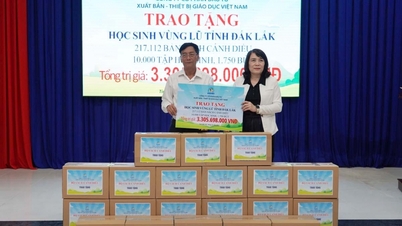 បានបរិច្ចាគសៀវភៅសិក្សាជាង 217,000 ក្បាលដល់សិស្សានុសិស្សនៅតំបន់រងគ្រោះដោយទឹកជំនន់