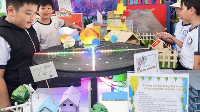 Ho Si Minh-város Oktatási és Képzési Minisztériuma helyreigazítja a diákok iskolai tandíjat felszámító versenyeit.