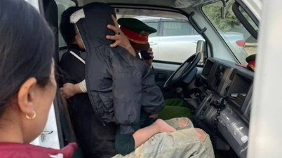 Das Kind hatte hohes Fieber und Krämpfe und wurde von der Gemeindepolizei umgehend in die Notaufnahme gebracht.