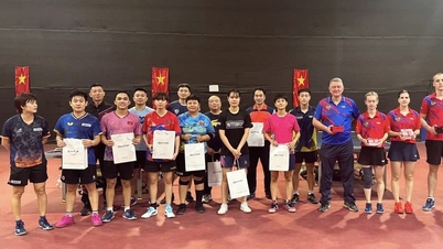 Tim tenis meja Rusia 'berhadapan' tim tenis meja Vietnam tepat di Hanoi, hadiah berharga sebelum SEA Games