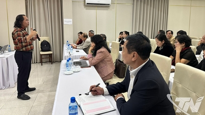 タイグエン省文学芸術創作キャンプの開会式