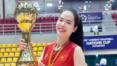 Ngắm nhan sắc của hoa khôi bóng chuyền được chọn cầm cờ cho Thể thao Việt Nam