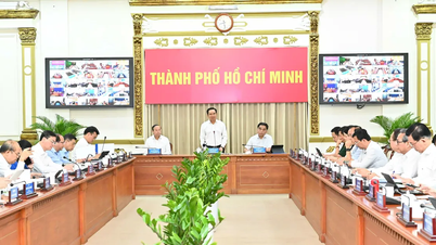 ประธานคณะกรรมการประชาชนนครโฮจิมินห์ นายเหงียน วัน ดัวค เป็นหัวหน้าคณะกรรมการกำกับดูแลการดำเนินโครงการถนนวงแหวนนครโฮจิมินห์หมายเลข 4