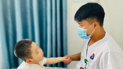 สัญญาณของโรคสมองพิการในเด็ก