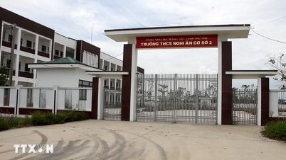 응에안: 버려진 10억 달러 학교가 활용되다