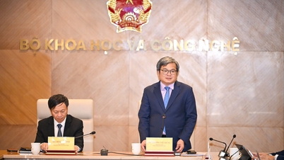 TECHFEST 2025: Besucher können neue Technologielösungen direkt erleben.