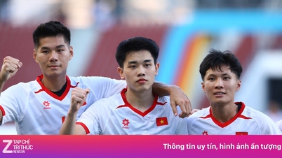 Vietnam U22 0-0 Malaisie : Van Khang rate une occasion.