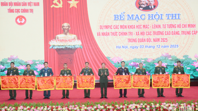 육군대학 및 중학교에서 마르크스-레닌주의 과학과 호치민 사상을 주제로 한 올림픽 경연대회 폐막식