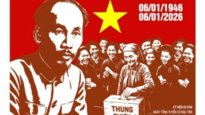 Reforçar a propaganda visual para celebrar o 80º aniversário da primeira eleição geral para a Assembleia Nacional do Vietname.