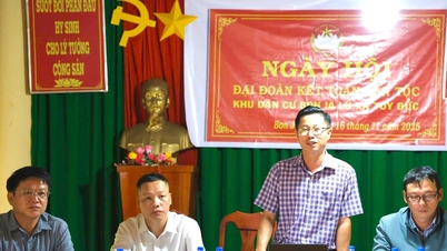 Os moradores de Tuy Duc concordam plenamente com o Projeto de Melhoria da Estrada Provincial 1.