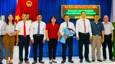 Le camarade Do Minh Tri occupe le poste de secrétaire adjoint du comité du Parti et de président du comité populaire de la commune de Cu Lao Gieng.