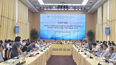 ​ແຄ໋ງຮ່ວາ​ໃຫ້​ຄຳ​ໝັ້ນ​ສັນຍາ​ພ້ອມ​ກັບ, ຮັບ​ຟັງ, ​ແລະ ຄ່ອຍໆ​ລົບ​ລ້າງ​ຄວາມ​ຫຍຸ້ງຍາກ​ໃຫ້​ແກ່​ວິ​ສາ​ຫະກິດ.