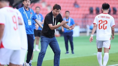 أشاد المدرب كيم سانج سيك باسم منتخب فيتنام تحت 22 عامًا بعد الفوز على منتخب لاوس تحت 22 عامًا